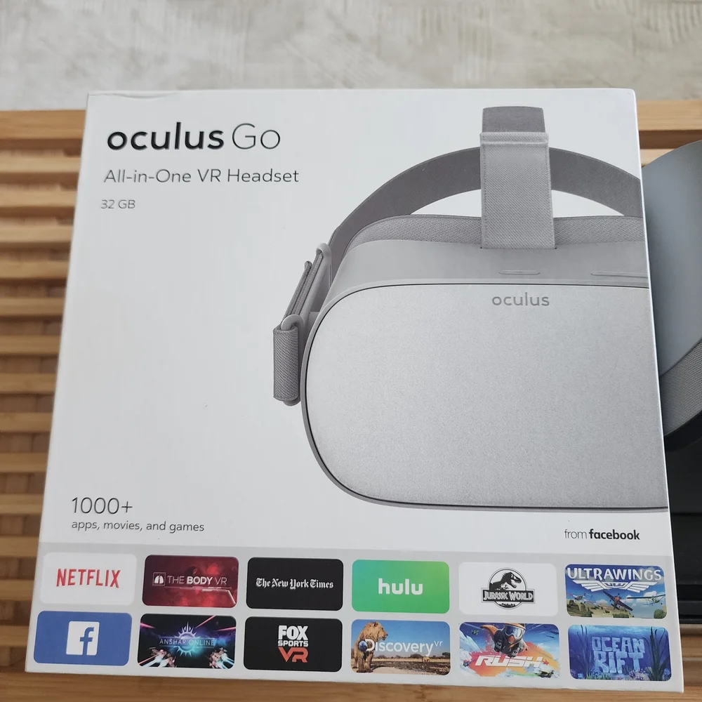 Oculus Gray Standalone VR Headset